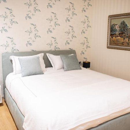 Seven Luxury Suites Tiranë Ngoại thất bức ảnh