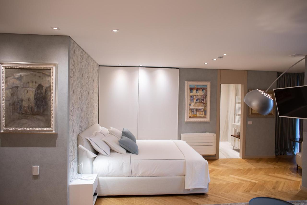 Seven Luxury Suites Tiranë Ngoại thất bức ảnh