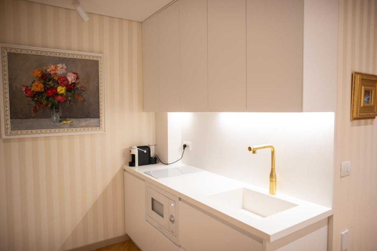 Seven Luxury Suites Tiranë Ngoại thất bức ảnh