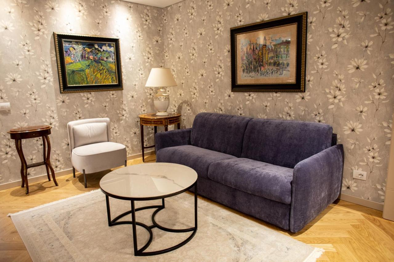 Seven Luxury Suites Tiranë Ngoại thất bức ảnh