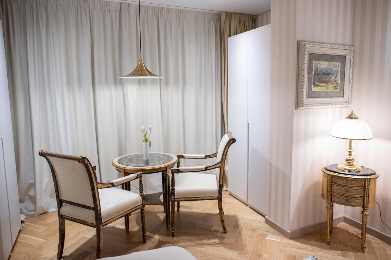 Seven Luxury Suites Tiranë Ngoại thất bức ảnh