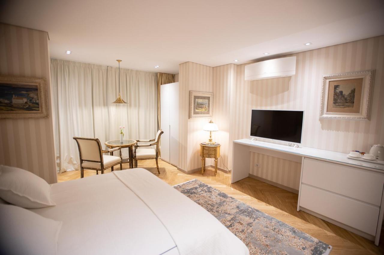Seven Luxury Suites Tiranë Ngoại thất bức ảnh